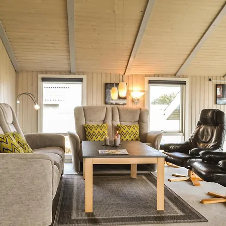 Stunning In Hvide Sande With Kitchen Holiday home *